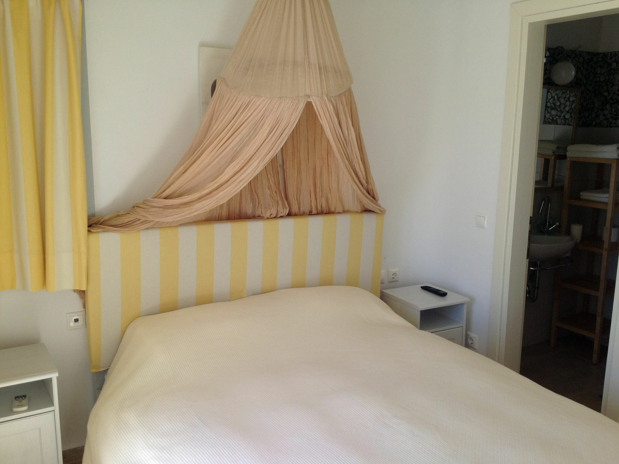 Sea Side & Aparthotel Kalo Livadi
